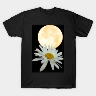 "Moon Picked A Daisy: art print products T-Shirt